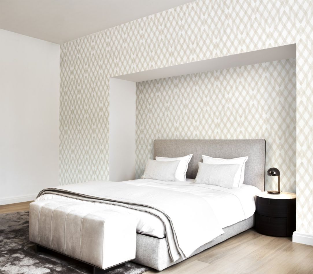 Preview: Insolence Moxie 34620