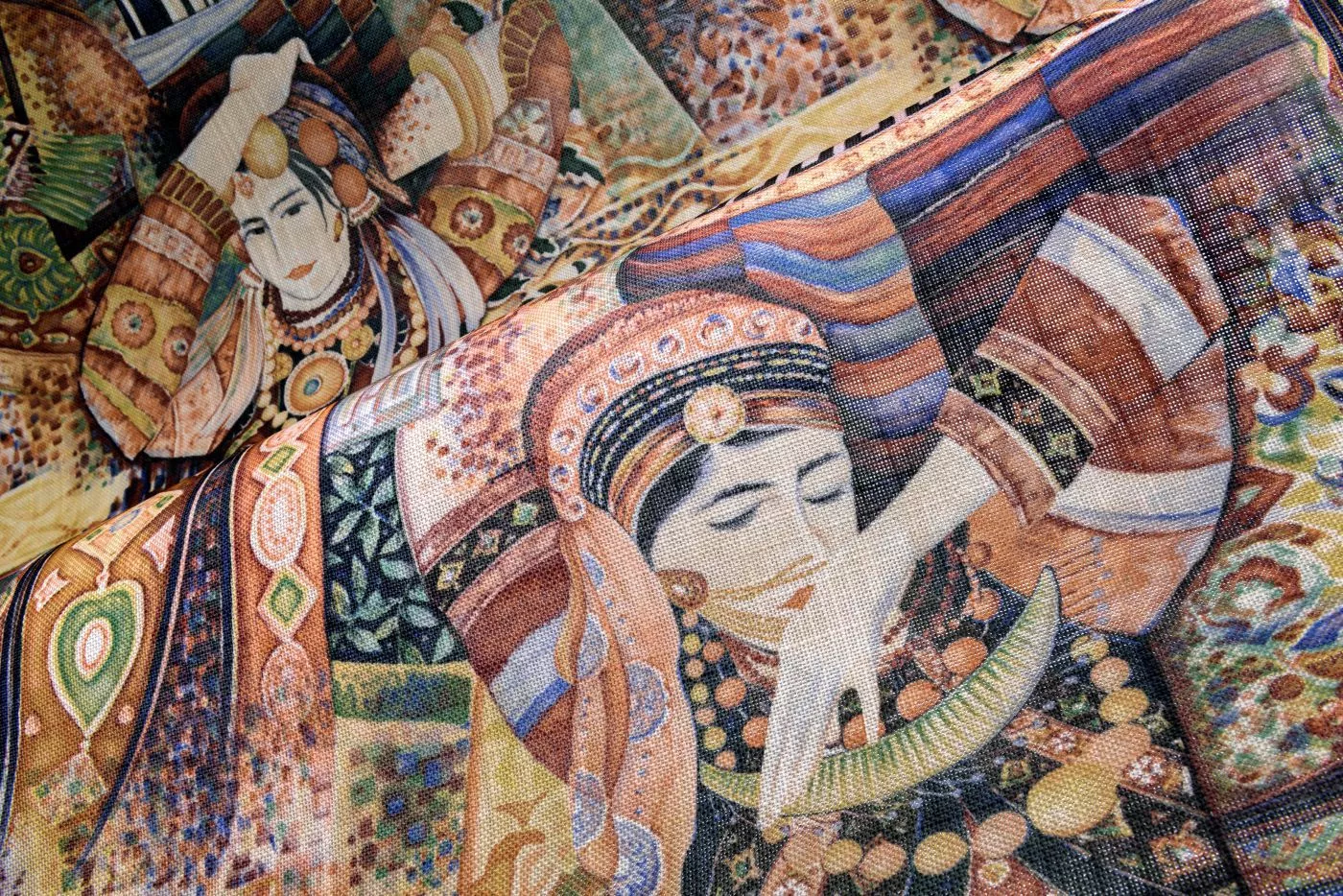 Decors Odisha Dance 97641 Red Rhapsody