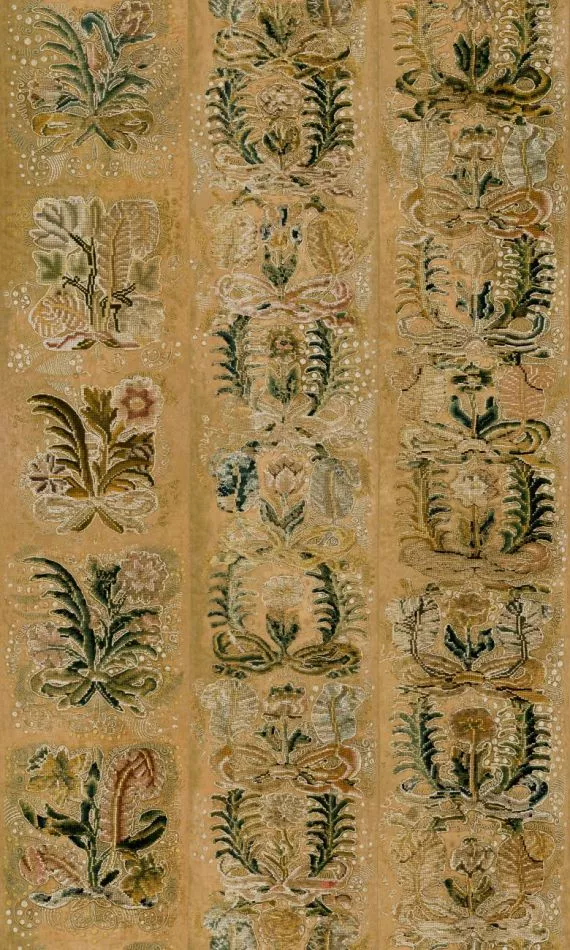 Ornement 97890 Ochre