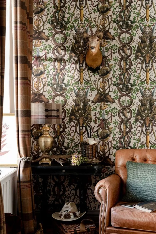 THE GANGHOFER HUNT WP20690