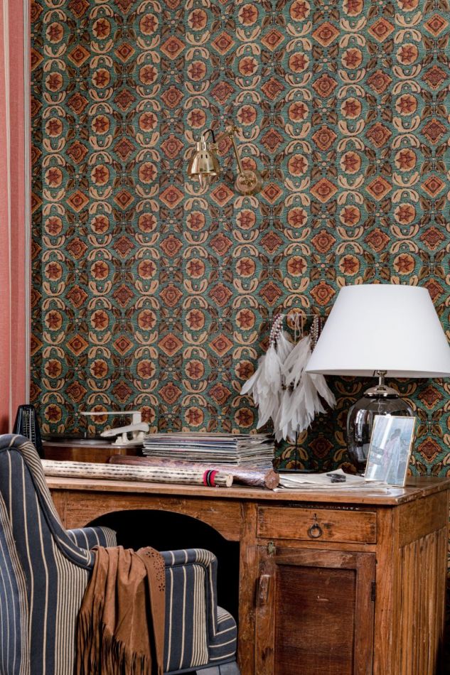 Preview: VARANASI Topaz WP30100